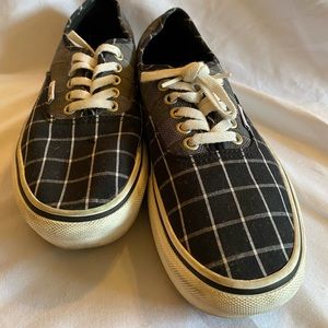 Women’s vans good condition size 9